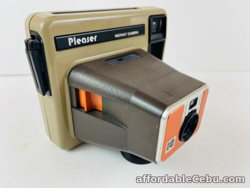 1st picture of Kodak Pleaser Instant Camera Vintage w/Crank Polaroid Photography USA For Sale in Cebu, Philippines