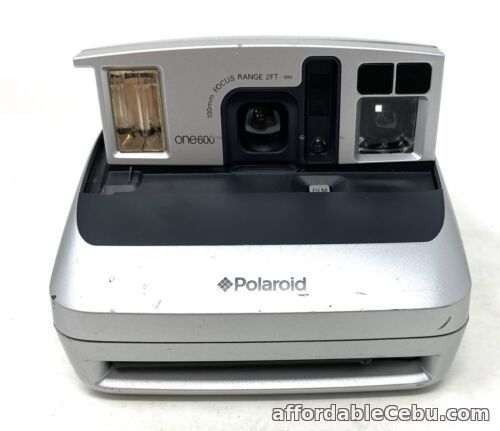 1st picture of Vintage Polaroid ONE 600 Silver Instant Camera Uses 600 Film 100mm Focus Range For Sale in Cebu, Philippines