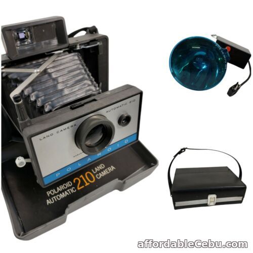 1st picture of Vintage Polaroid 220 Land Camera with Original Case Untested For Sale in Cebu, Philippines