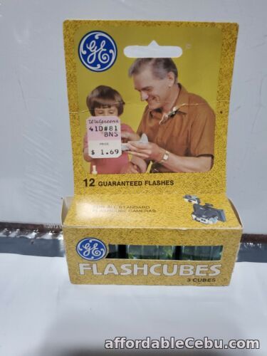 1st picture of Vintage GE Flashcubes  Set Of 3 Cubes New in Origianl Package 12 Flashes For Sale in Cebu, Philippines