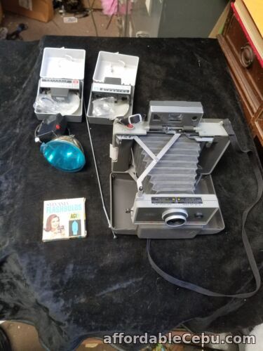 1st picture of Vintage Polaroid Automatic 340 Instant Film Camera With Flash & Kits 581 583 For Sale in Cebu, Philippines
