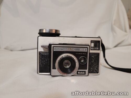 1st picture of Vintage Kodak 414 Instamatic Film Camera 1960s Untested For Sale in Cebu, Philippines
