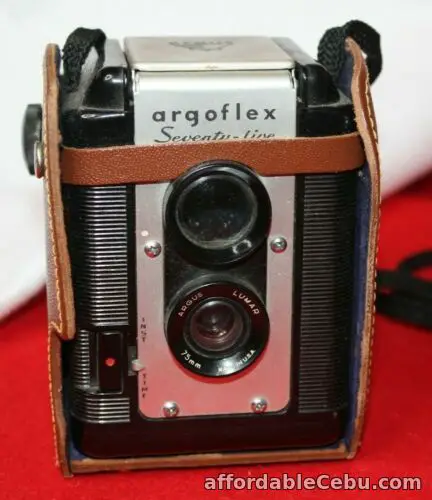 1st picture of Vintage ARGUS argoflex Lumar 75MM Collectable Box Camera Made in USA For Sale in Cebu, Philippines