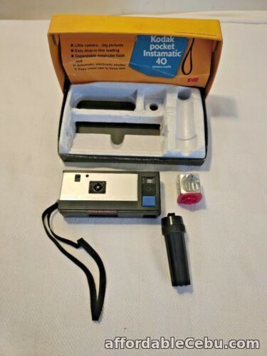 1st picture of Vintage KODAK POCKET INSTAMATIC 40 CAMERA OUTFIT W/ ORIGINAL BOX untested parts For Sale in Cebu, Philippines