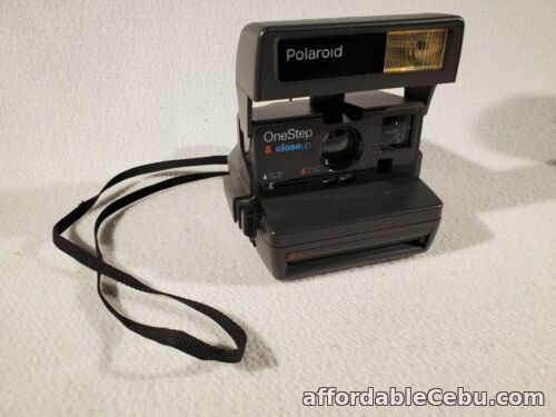 1st picture of Vintage 1980's Polaroid One Step Close Up 600 Instant Film Camera with Strap For Sale in Cebu, Philippines
