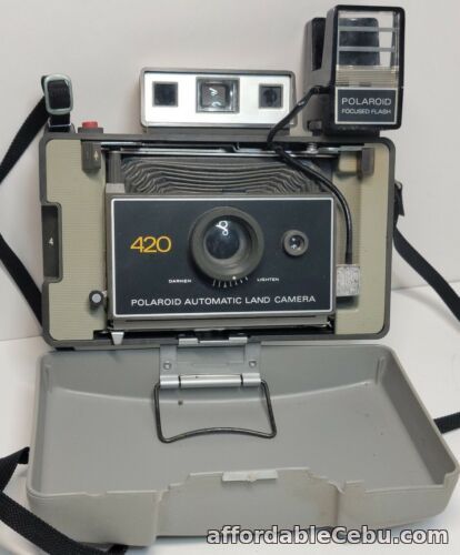 1st picture of Vintage Polaroid 420 Focused Flash Land Camera W/ Flash & Flash Cubes For Sale in Cebu, Philippines