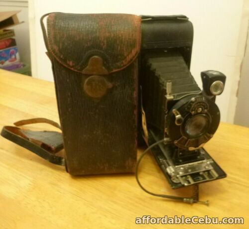 1st picture of vintage  pocket camera kodak folding shutter push button cable & original case For Sale in Cebu, Philippines