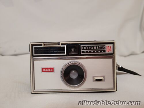 1st picture of Vintage Kodak 104 Instamatic Film Camera 1960s Untested For Sale in Cebu, Philippines