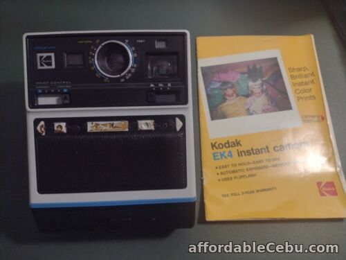 1st picture of VINTAGE KODAK EK4 INSTANT CAMERA UNTESTED FOR PARTS For Sale in Cebu, Philippines