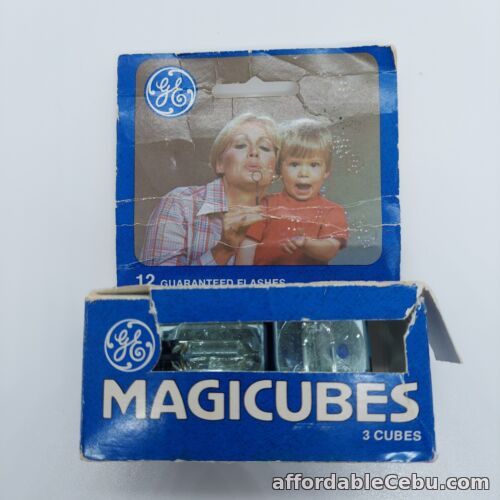 1st picture of Vintage GE General Electric Magicubes Magic Cube Flash X-Type Untested 2 Total For Sale in Cebu, Philippines