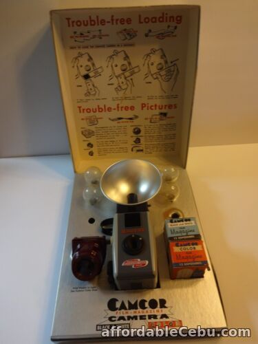 1st picture of Vintage Bakelite Kodak Camera Brownie Hawkeye Camera & Flash - For Display For Sale in Cebu, Philippines