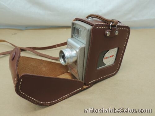 1st picture of VINTAGE KODAK MEDALLION 8 MOVIE CAMERA f/1.9 IN LEATHER CASE WIND-UP 8mm For Sale in Cebu, Philippines