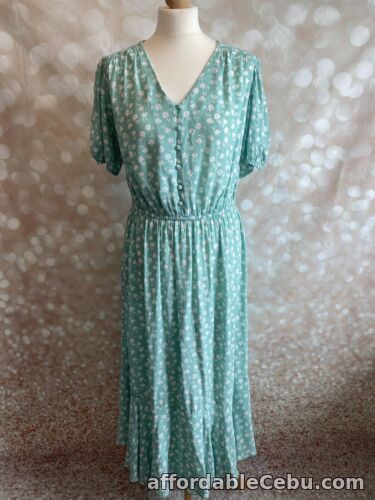 1st picture of M&S DRESS SIZE 12 MIDI MINT GREEN FLORAL BUTTON DETAIL FRONT PULLOVER For Sale in Cebu, Philippines