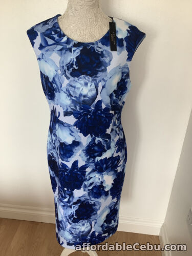 1st picture of T Tahari Ladies Blue Floral Sleeveless Shift Dress Size 12 BNWT For Sale in Cebu, Philippines