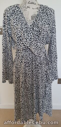 1st picture of Prettylittlething White wrap style midi Dress Size 14 black animal Print BNWT For Sale in Cebu, Philippines