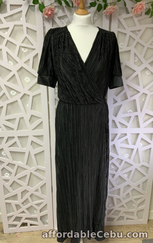 1st picture of BNWT Very Crinkle Black Wrap Ladies Dress Size 10 For Sale in Cebu, Philippines