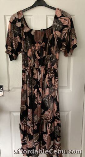 1st picture of BNWT Nicole Collections Ladies Brown Floral Print Dress Size L For Sale in Cebu, Philippines