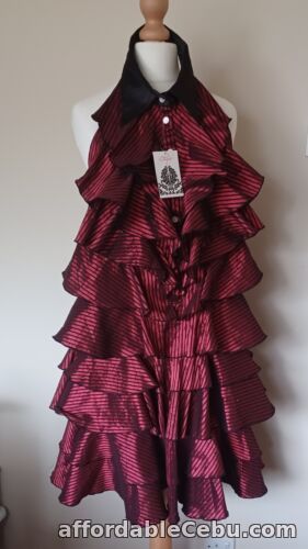 1st picture of Chique Red And Black Tiered Halter Neck Party Dress Size T3 - UK 12 BNWT For Sale in Cebu, Philippines
