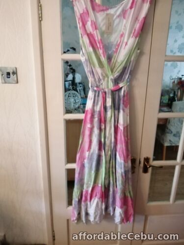 1st picture of BNWT LADIES SIZE 20 - 24 SLEEVELESS DRESS For Sale in Cebu, Philippines