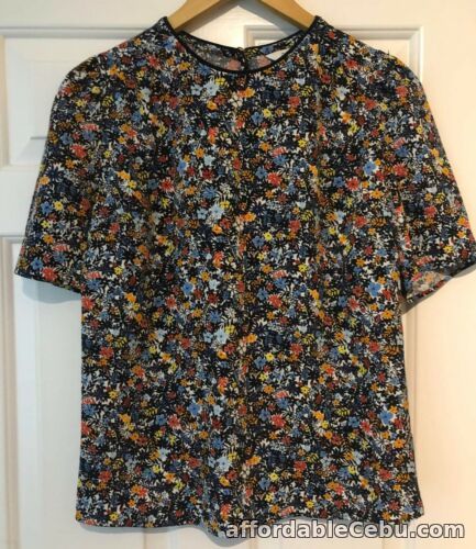 1st picture of New - NEXT Short Sleeve Multicoloured Ditsy Floral Print Summer Top - Size 8 For Sale in Cebu, Philippines