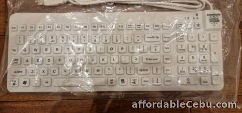 1st picture of Man & Machine Really Cool LP - Keyboard - USB - UK - hygienic white For Sale in Cebu, Philippines