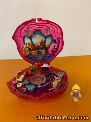 1st picture of Vintage Polly Pocket - 1996 - Sweet Roses w 1 Original Doll For Sale in Cebu, Philippines