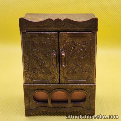 1st picture of Vintage Sylvanian Families TV - Concertina Doors For Sale in Cebu, Philippines
