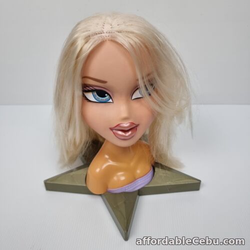 1st picture of Bratz Styling Head Blonde Cloe MGA Entertainment 2002 For Sale in Cebu, Philippines
