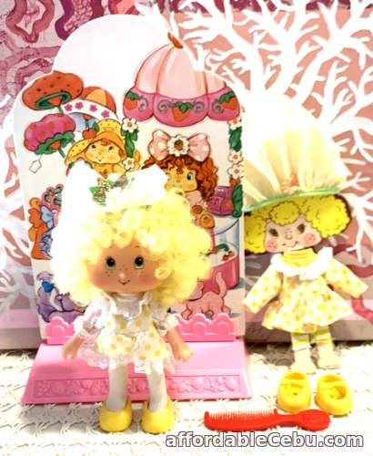 1st picture of VINTAGE 1991 STRAWBERRY SHORTCAKE THQ LEMON MERINGUE DOLL For Sale in Cebu, Philippines