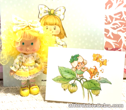 1st picture of ALTAYA 2020 STRAWBERRY SHORTCAKE DOLL MINT TULIP BERRYKIN WITH BOOKLET & CARD For Sale in Cebu, Philippines