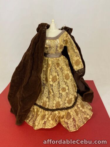 1st picture of Pedigree 1979 - Sindy - Premier Girl Outfit - Brown Dress & Cape Set For Sale in Cebu, Philippines