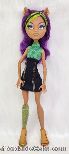 1st picture of Mattel Monster High Doll Clawdeen Wolf Campus Stroll 2012 # X5227 Item # 144 For Sale in Cebu, Philippines