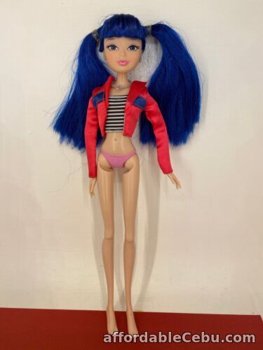 1st picture of Jakks 2012 - Winx Club - Concert - Musa - Articulated Doll #1 For Sale in Cebu, Philippines