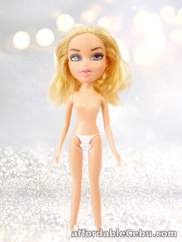 1st picture of Bratz Cloe Doll Blonde Hair Nude No Shoes 9" 2010 MGA For Sale in Cebu, Philippines