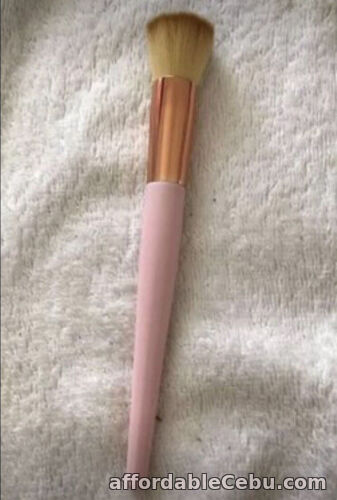 1st picture of Pink Flat Foundation Powder Blush Brush For Sale in Cebu, Philippines