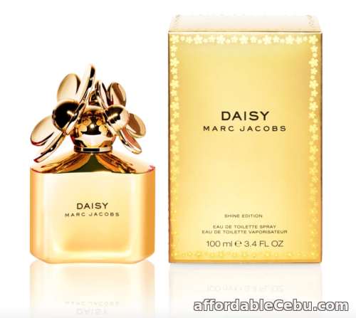 1st picture of Marc Jacobs Daisy Shine Gold 100ml For Sale in Cebu, Philippines