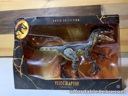 1st picture of Jurassic Park 3 Amber Collection Male Velociraptor Dinosaur Toy 6” Scale Sealed For Sale in Cebu, Philippines