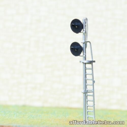 1st picture of 1 x HO scale searchlight interlocking signal block LED bi-colors 2 heads silver For Sale in Cebu, Philippines