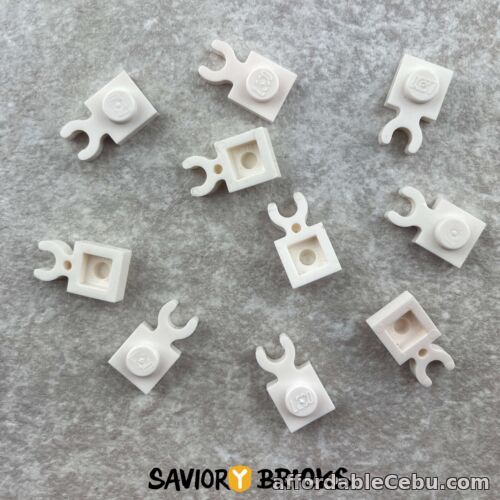 1st picture of LEGO 4085d Plate, Modified 1 x 1 with Open O Clip - WHITE (10pcs) For Sale in Cebu, Philippines