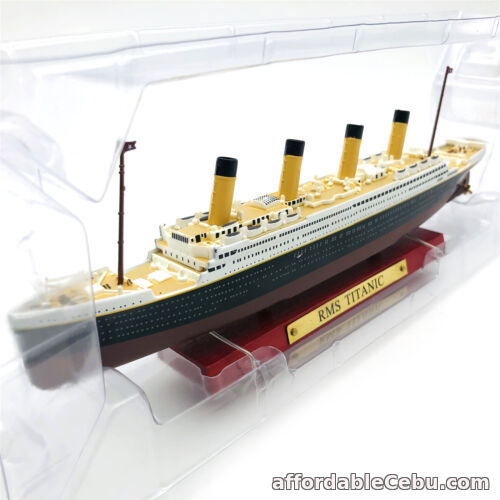 1st picture of ATLAS RMS TITANIC Model Ship Steamer Metal Diecast Collect Gift Toy 1:1250 For Sale in Cebu, Philippines