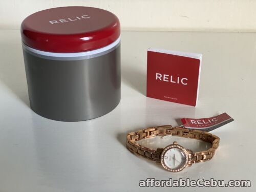 1st picture of NEW! RELIC JENNA ROSE GOLD GLITZ WOMEN'S BRACELET WATCH ZR34324 $70 SALE For Sale in Cebu, Philippines