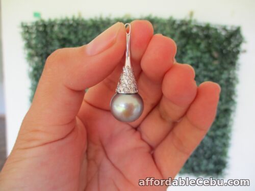 1st picture of 13.2mm South Sea Pearl w/ .658 CTW Diamond Pendant 18k White Gold P76 sep For Sale in Cebu, Philippines