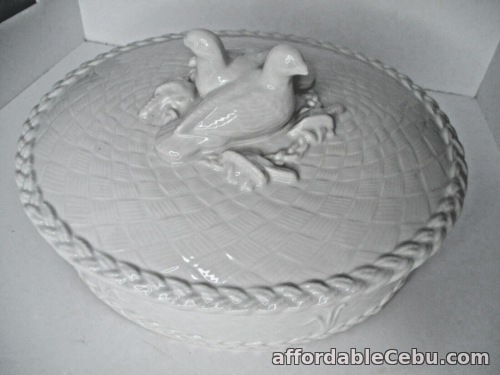 1st picture of Royal Worcester White Oval Bird Covered Casserole 1.75 qt. For Sale in Cebu, Philippines