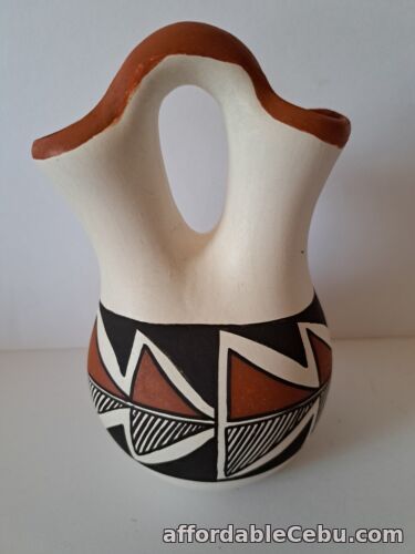 1st picture of Acoma New Mexico Pottery Vase by Concho Beautiful Signed For Sale in Cebu, Philippines