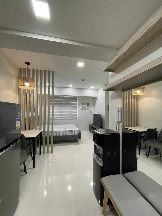 3rd picture of Studio Type Condo in Taft East Gate for Rent For Rent in Cebu, Philippines