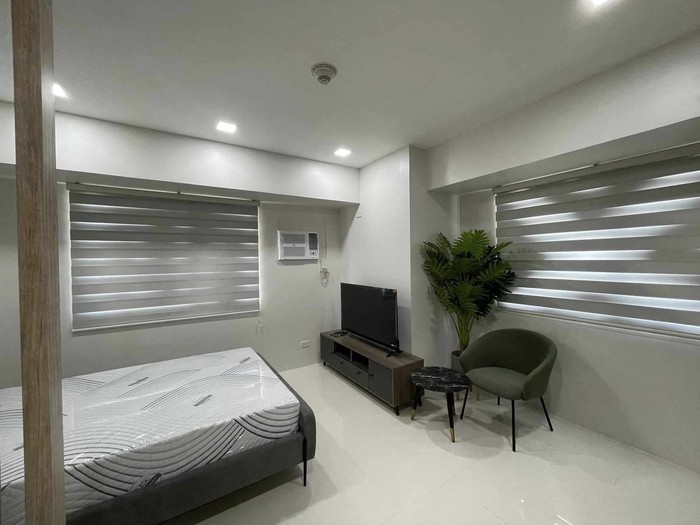 4th picture of Studio Type Condo in Taft East Gate for Rent For Rent in Cebu, Philippines