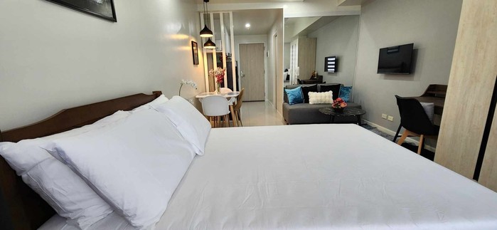 3rd picture of Studio Unit in Mandani Bay Tower 2 for Rent For Rent in Cebu, Philippines