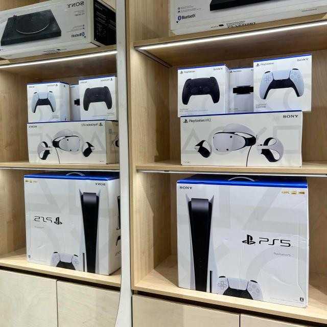 2nd picture of Selling Sony PlayStation 5 PS5 1TB For Sale in Cebu, Philippines