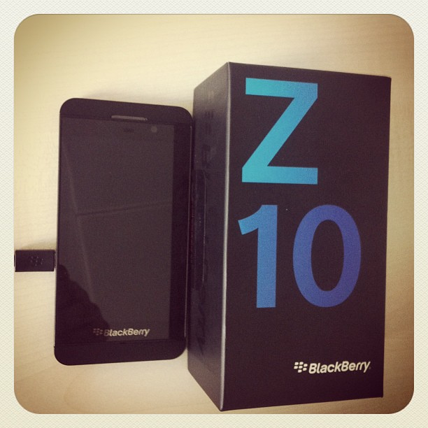 1st picture of For Sale: Apple Iphone 5 32Gb And Blackberry Z10 For Sale in Cebu, Philippines