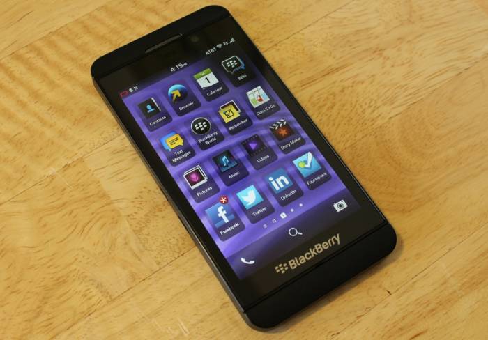 1st picture of New Blackberry Z10 Dev Alpha, Apple iPhone 5 32GB For Sale in Cebu, Philippines